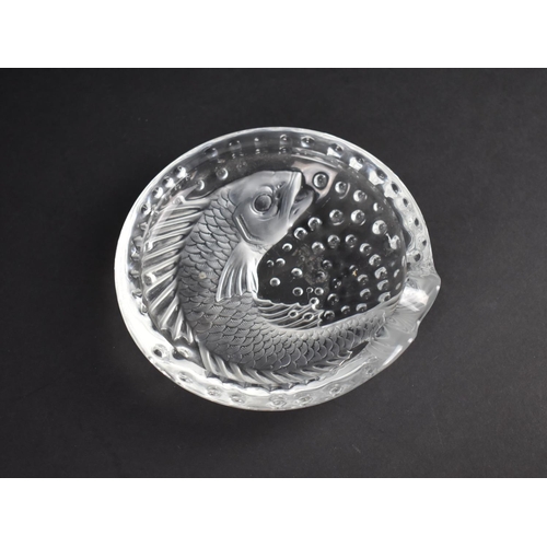 418 - A Frosted Glass Fish Dish, Signed Lalique, 16cm diameter