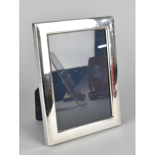 430 - A Silver Mounted Picture Frame, 12x16cm, Sheffield Hallmark 1993