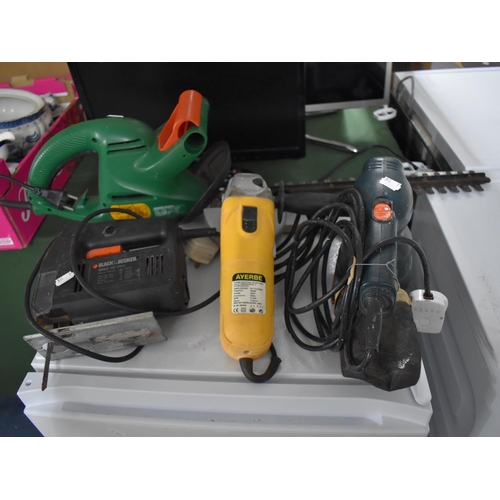 525 - A Collection of Various Electric Power Tools to include Hedge Cutter, Jigsaw, Sander, Grinder, All U... 