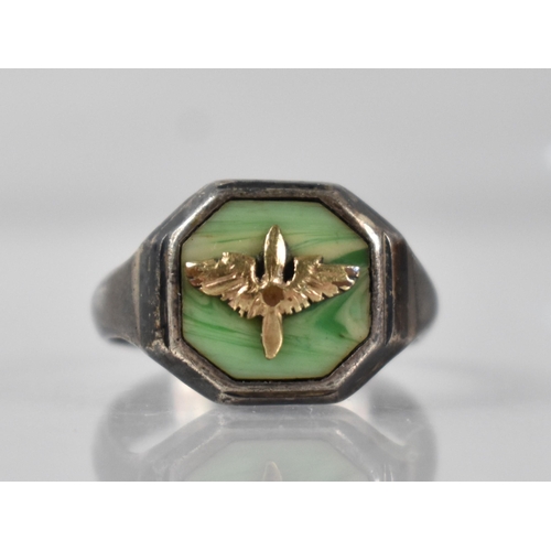 47 - A Vintage Army Air Corp Military Style Signet Ring, Gold Plated Central Emblem on Marbled Green Glas... 