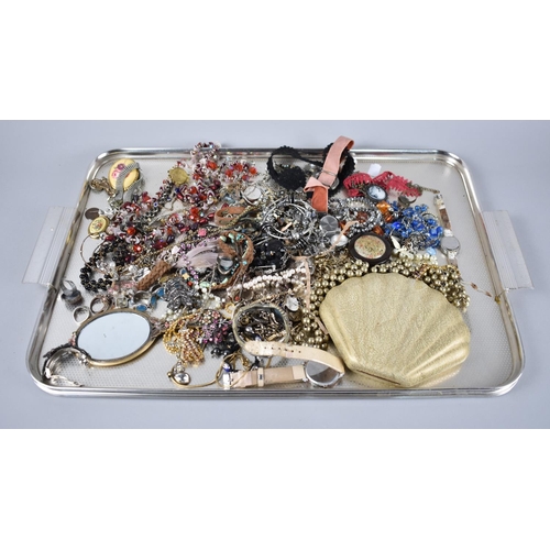 225 - A Collection of Various Vintage Costume Jewellery