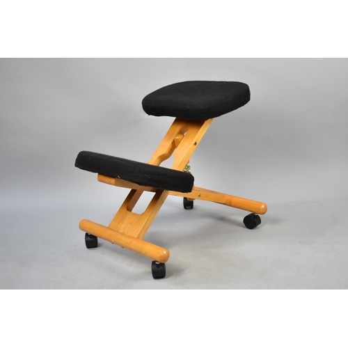 497 - A Modern Ergonomic Typist's Chair