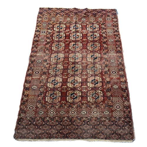 505 - A Vintage Patterned Rug