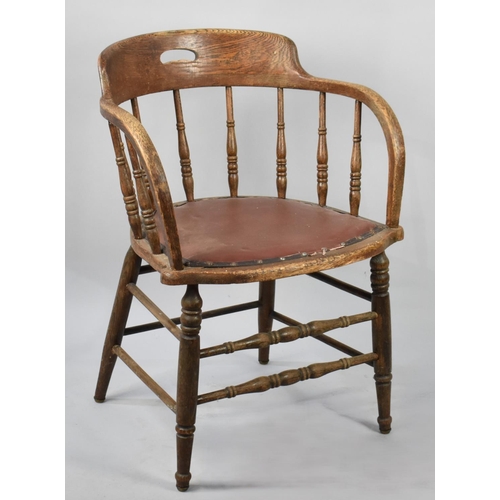 539 - An Edwardian Spindle Back Office Tub Chair