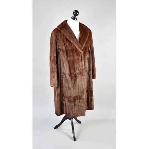 471 - A Vintage Ladies Fur Coat