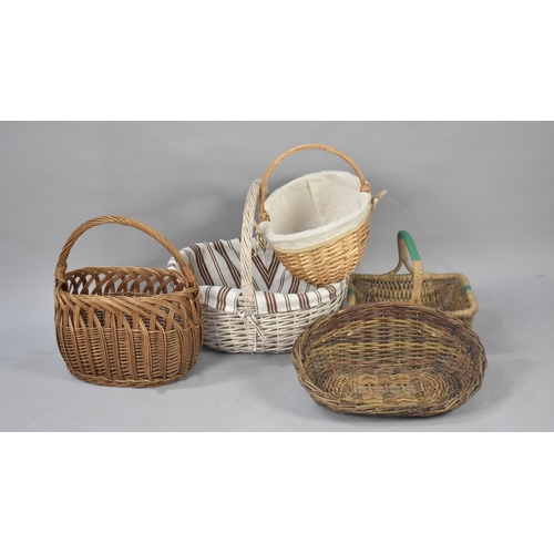 463 - A Collection of Various Wicker Baskets