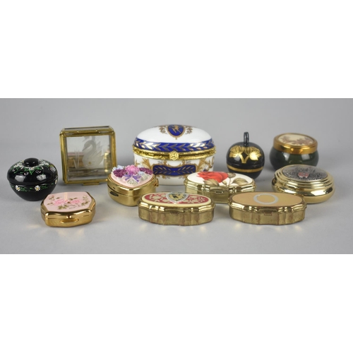 209 - A Collection of Various Pill Boxes to include Cloisonne Examples, Ceramic Etc together with a Glass ... 