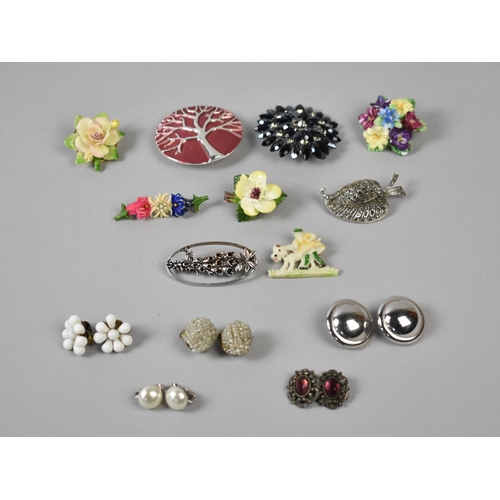 324 - A Collection of Various Vintage and Modern Costume Jewellery to include Laura Ashley Necklace, Rings... 