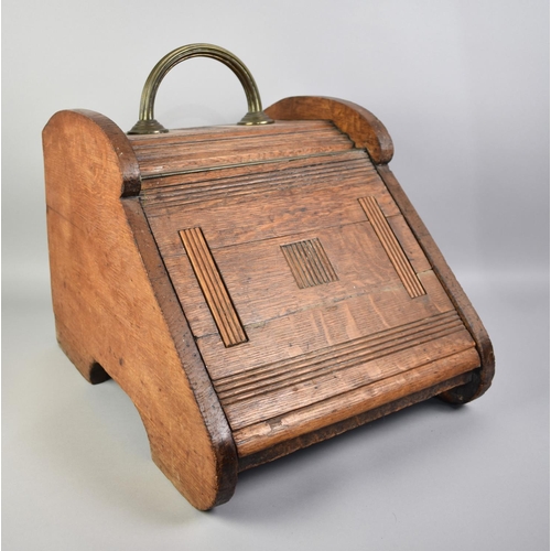 22 - A Late Victorian/Edwardian Oak Coal Scuttle with Brass Loop Handle and Metal Liner, 46cms Long