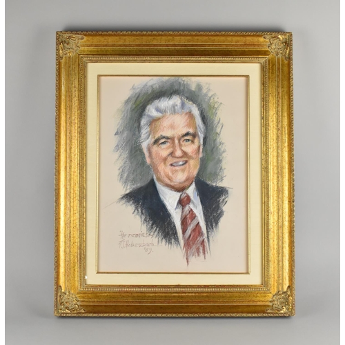 289 - A Gilt Framed Portrait, Subject 33x43cm