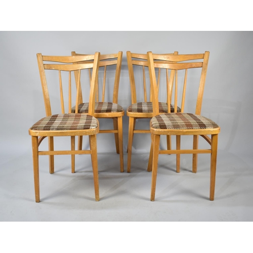 530 - A Set of Four Mid/Late 20th Century Spindle Backed Dining Chairs