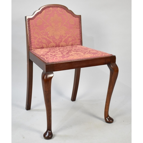 538 - An Edwardian Mahogany Framed Dressing Table Chair on Cabriole Supports