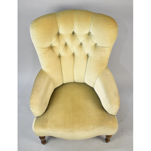 562 - A Mid 20th Century Button Upholstered Ladies Armchair