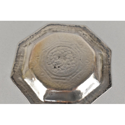 18 - A Small Silver Octagonal Pin Dish with Engraved Decoration, Stamped 800 Under, 9ms Diameter