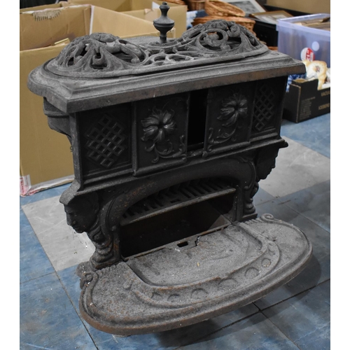 415 - A Small Ornate Victorian Cast Iron Stove