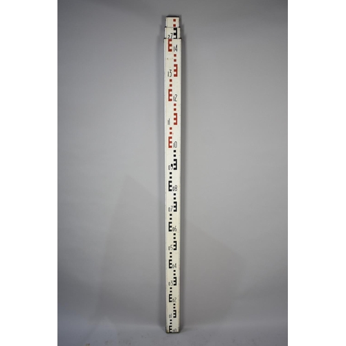 563 - A Mid 20th Century Three Section Surveyors Measuring Staff