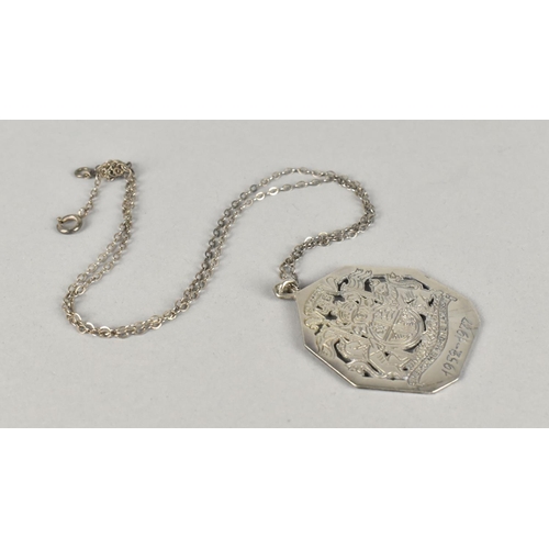 357 - A Vintage Scottish Silver Commemorative Medallion for the Silver Jubilee, Dated for Edinburgh 1977 a... 