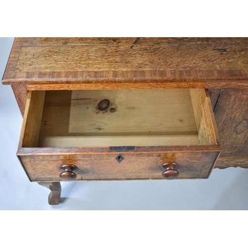 230 - A George III Oak Crossbanded Dresser Having Open Plate Rack with Three Central Shelves Flanked by Tw... 