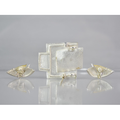 252 - A Suite of Hand Made Modernist 18ct Gold, Diamond and Silver Jewellery to comprise Brooch/Pendant an... 