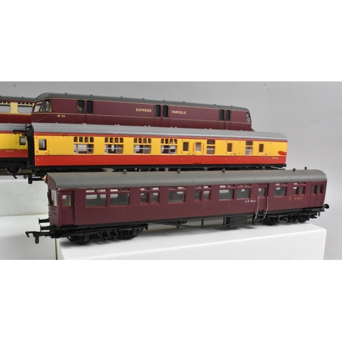 359 - A Collection of Lima, Airfix and Hornby Carriages together with a Quantity of OO Gauge Track