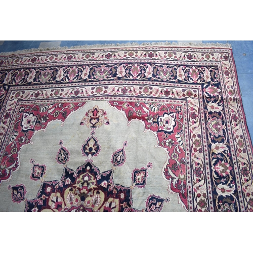 416 - A Victorian Persian Hand Made Dorokhsh Carpet C.1890, 403x305cms