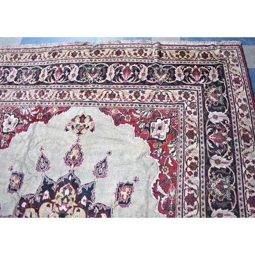 416 - A Victorian Persian Hand Made Dorokhsh Carpet C.1890, 403x305cms