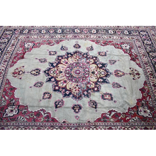 416 - A Victorian Persian Hand Made Dorokhsh Carpet C.1890, 403x305cms