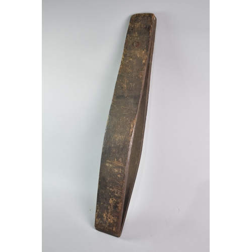 634 - A Large Vintage Wooden Leather Workers Clamp, 81cm Long