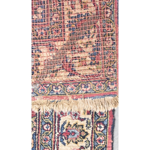 460 - A Patterned Rug, 195x131cms