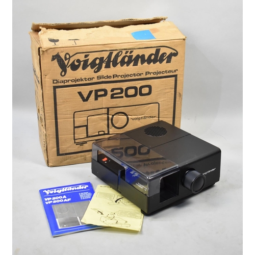 518 - A Voigtlander Slide Projector VP200, Untested