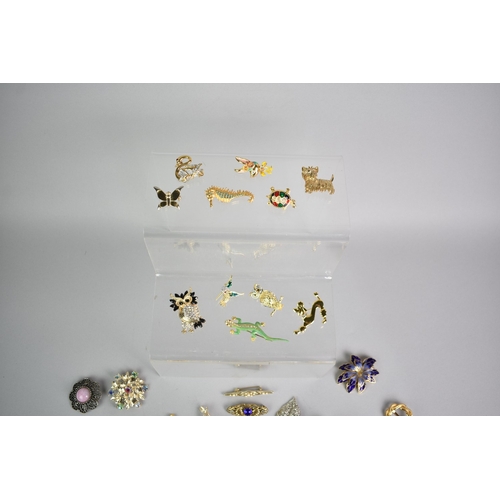 291 - A Collection of Various Vintage Brooches, Butterfly, Seahorse, Floral and Jewelled Examples