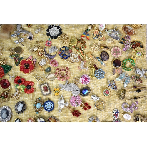 296 - A Large Collection of Vintage Brooches to include Jewelled, Insects and Animals, Microcosmic and Pop... 