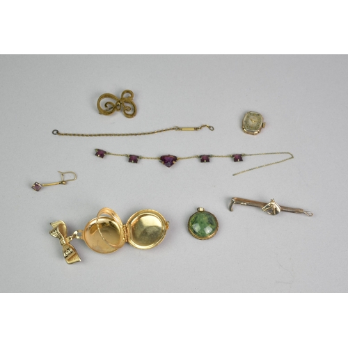 434 - A Collection of Various Early 20th Century and Later Jewellery to include Green Marbled Bakelite and... 