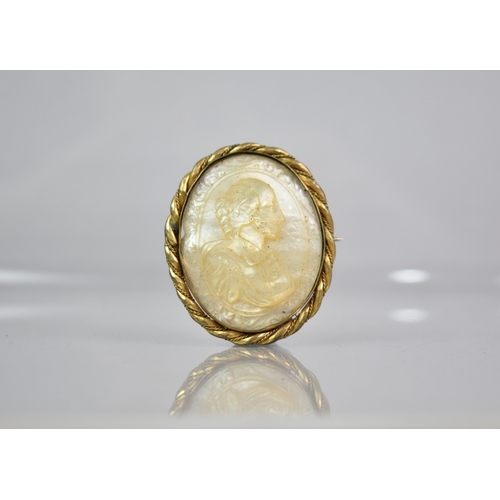 445 - A Mother of Pearl and Gilt Brass Cameo Brooch, Sir William Shakespeare, 5cm