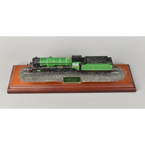 69 - A Late 20th Century Model of LNER Railway Locomotive and Tender, 