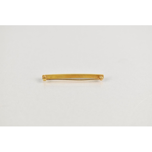 39 - A Late Victorian/Edwardian 14ct Gold Tie Pin/Bar Brooch, having Three Grain Set Seed Pearls and Engr... 