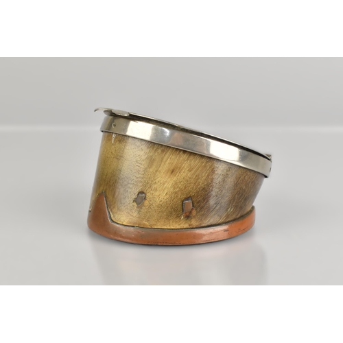 127 - A Small Late Victorian Hoof Snuff Box with Silverplate Mounted Lid and Bronze Horseshoe, 4.5cm high