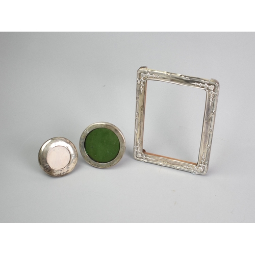 484 - Two Early 20th Century Circular Silver Photo Frames, together with Part Rectangular Example, Two wit... 