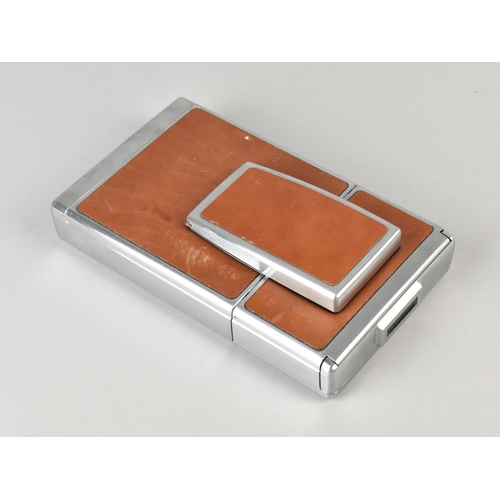 128 - A Mid 20th Century Polaroid SX-70 Folding Land Camera