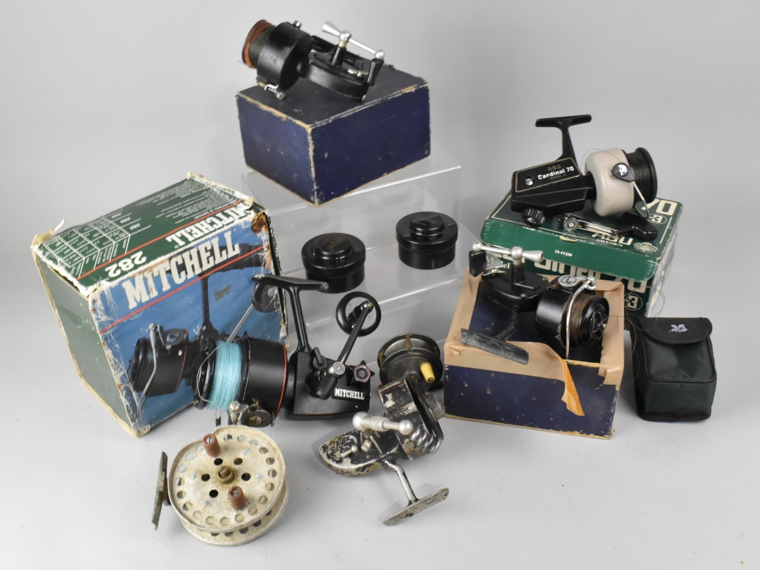 A Collection of Various Fishing Reels to Include Mitchel 282, Abu ...