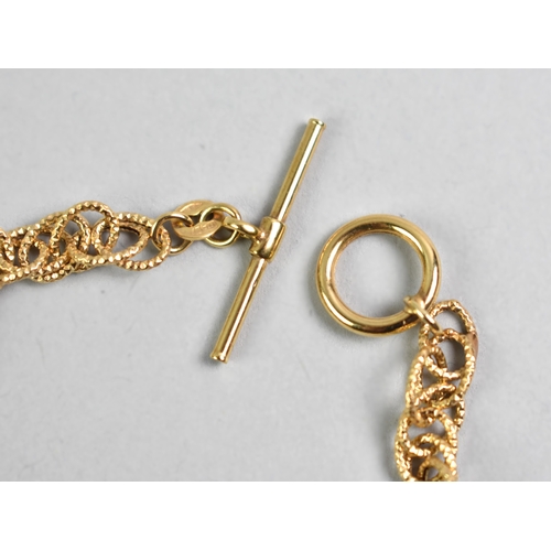 16 - A 9ct Gold Italian Fancy Link Bracelet with T-Bar and Hoop Clasp, Stamped Italy, 9k, 4gms, 19.5cms L... 
