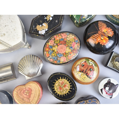 463 - A Collection of Various Trinket Boxes to Include Lacquered Examples etc
