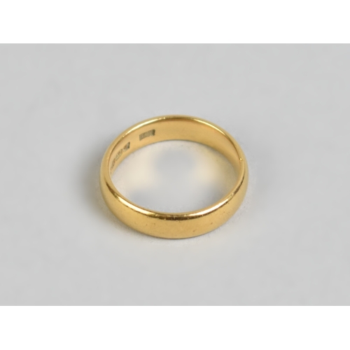 18 - A 22ct Gold Wedding Band, Size L.5 Hallmarked for Birmingham 1924, 5.7gms