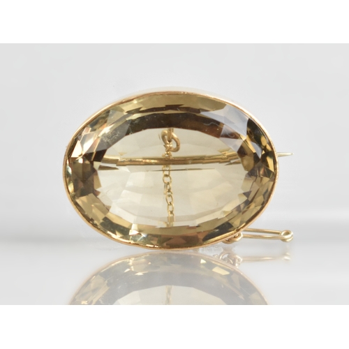 22 - A Large, Antique 15ct Gold Mounted Mixed Oval Cut Citrine Brooch, Bezel Set Stone Measuring 30.7mm b... 