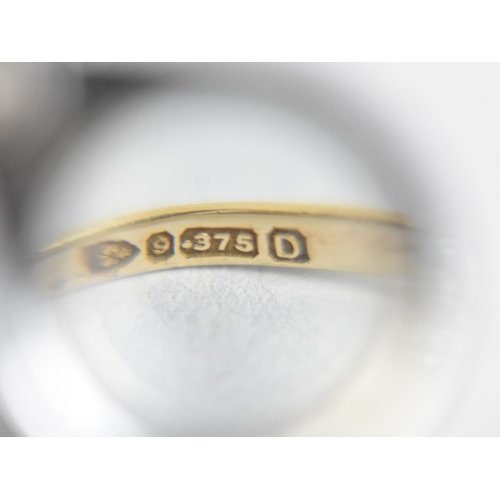 8 - A Victorian 9ct Gold Signet Ring, Shield Shaped Head with Fluted Shoulders, Chester Hallmark for 188... 