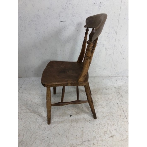 130 - Antique chair, a single Elm farmhouse lyre back kitchen chair on spinal legs