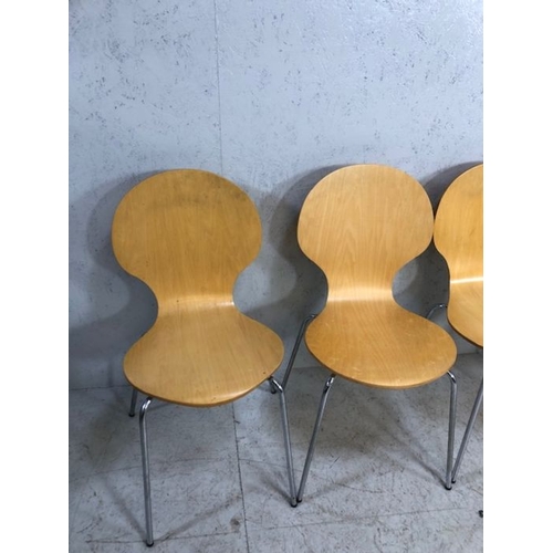 132 - Retro chairs, 5 modern plywood formed bistro chairs in a 60s design, with chrome metal legs