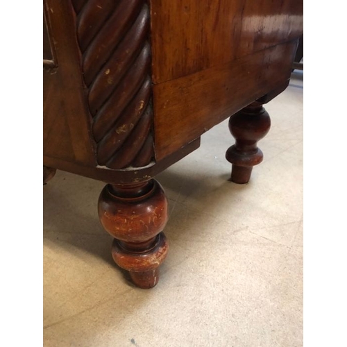 135 - Antique furniture, 19th century polished bow fronted chest of draws on turned legs,  run of 3 draws ... 