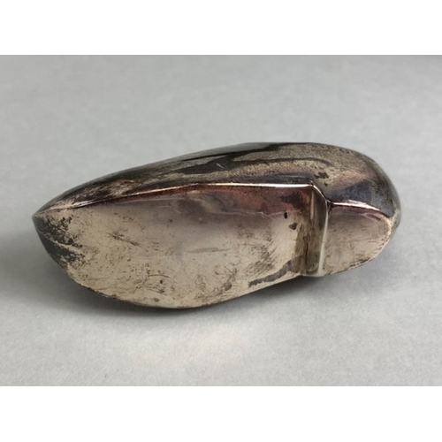 14 - Silver English, silver pin cushion in the highly unusual shape of a clog, Birmingham hallmark for 19... 