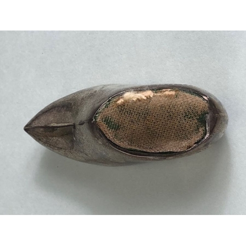 14 - Silver English, silver pin cushion in the highly unusual shape of a clog, Birmingham hallmark for 19... 